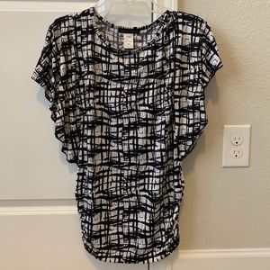 Side sinched dress blouse